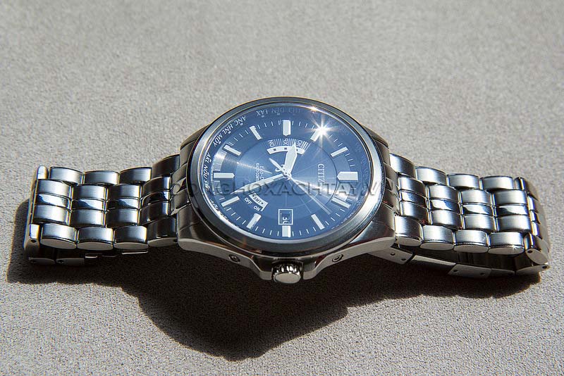 Đồng hồ Citizen CB0011-51L hà nội