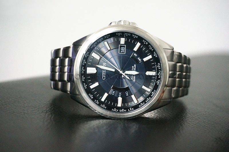 Đồng hồ Citizen nam CB0011-51L