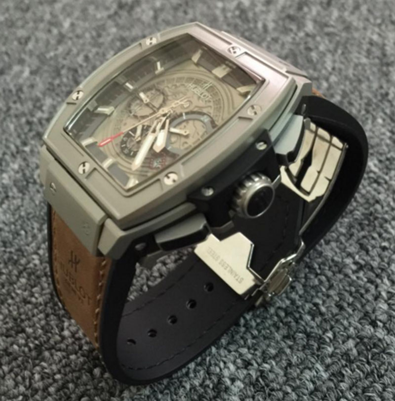 dong-ho-moi-Hublot-HB-G001