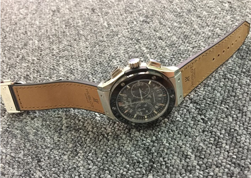 dong-ho-Hublot-HB-G014