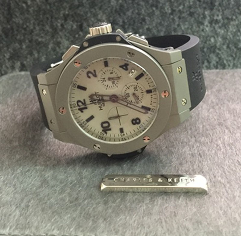 dong-ho-Hublot-HB-G010
