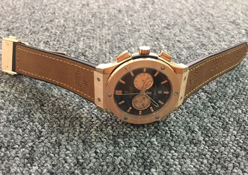 dong-ho-chinh-hang-Hublot-HB-G026